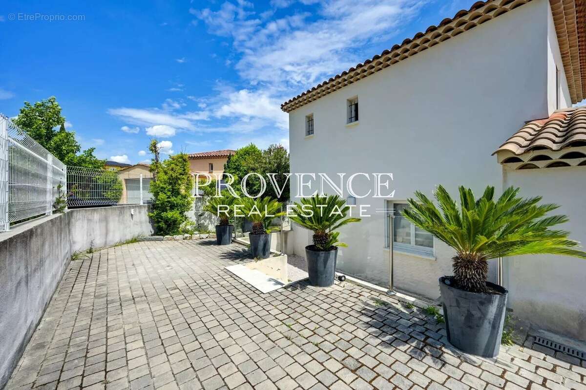 Maison à MARSEILLE-11E