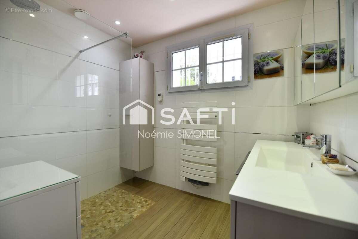 Photo 6 - Maison à MORANGIS