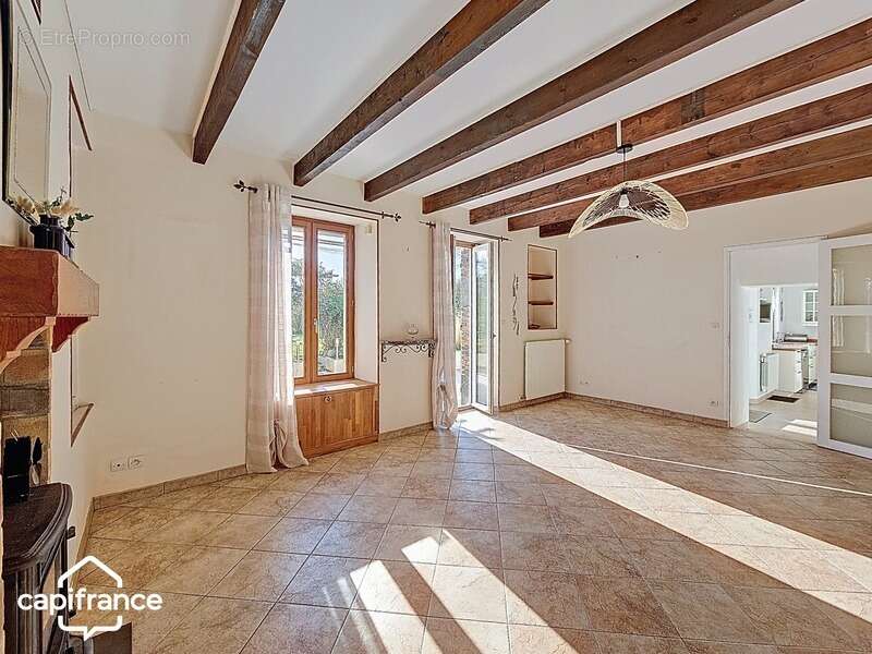 Maison à ARGENTON-CHATEAU