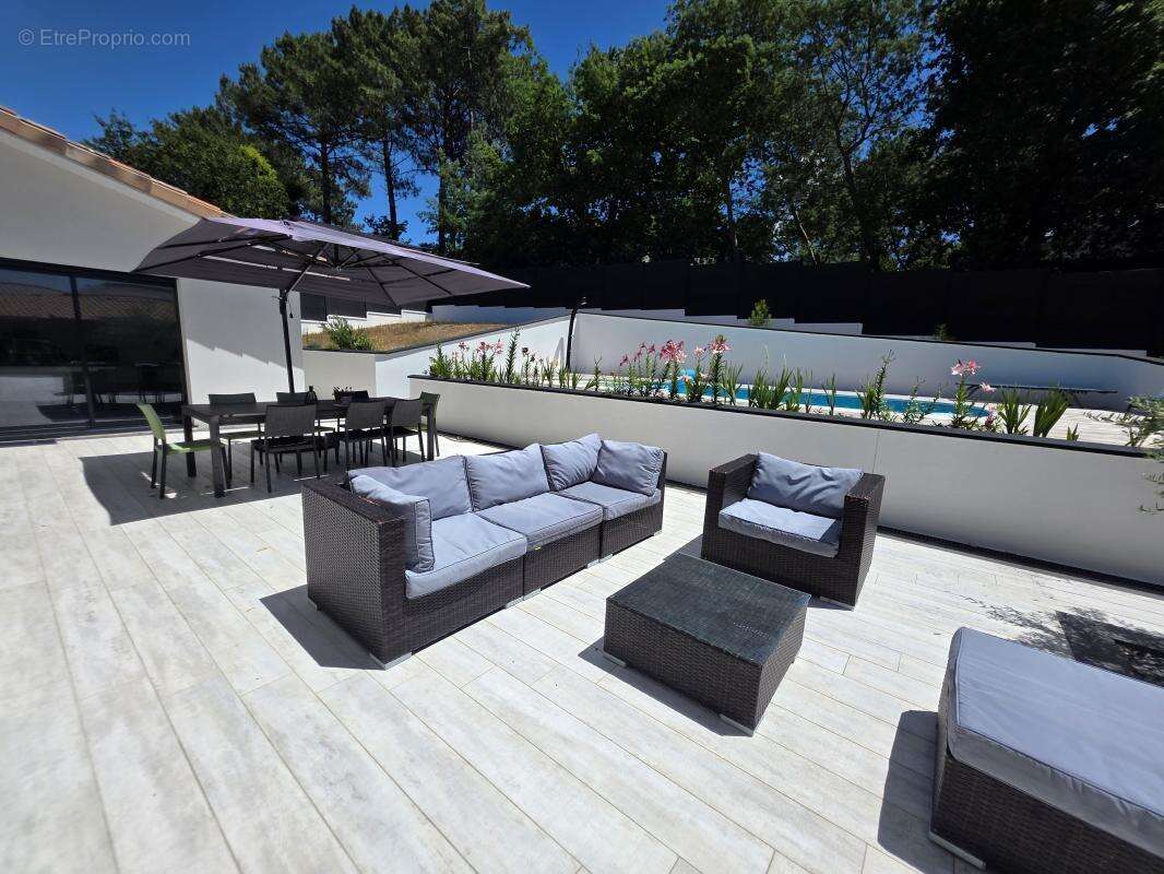 Maison 202 m² à Biscarrosse  - photo 3
