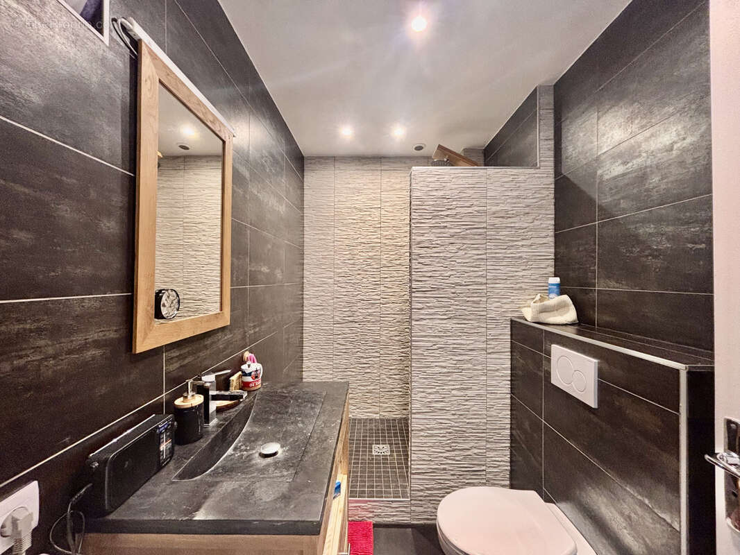 Appartement à AIX-LES-BAINS