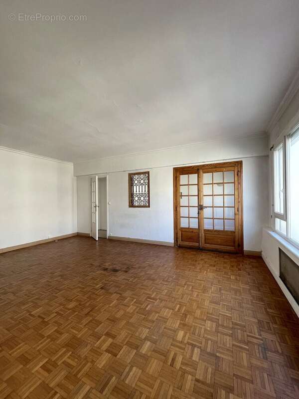 Appartement à CLICHY