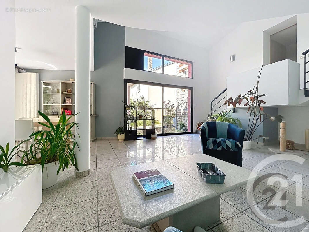 Maison 200 m² à Chalons-En-Champagne  - photo 11
