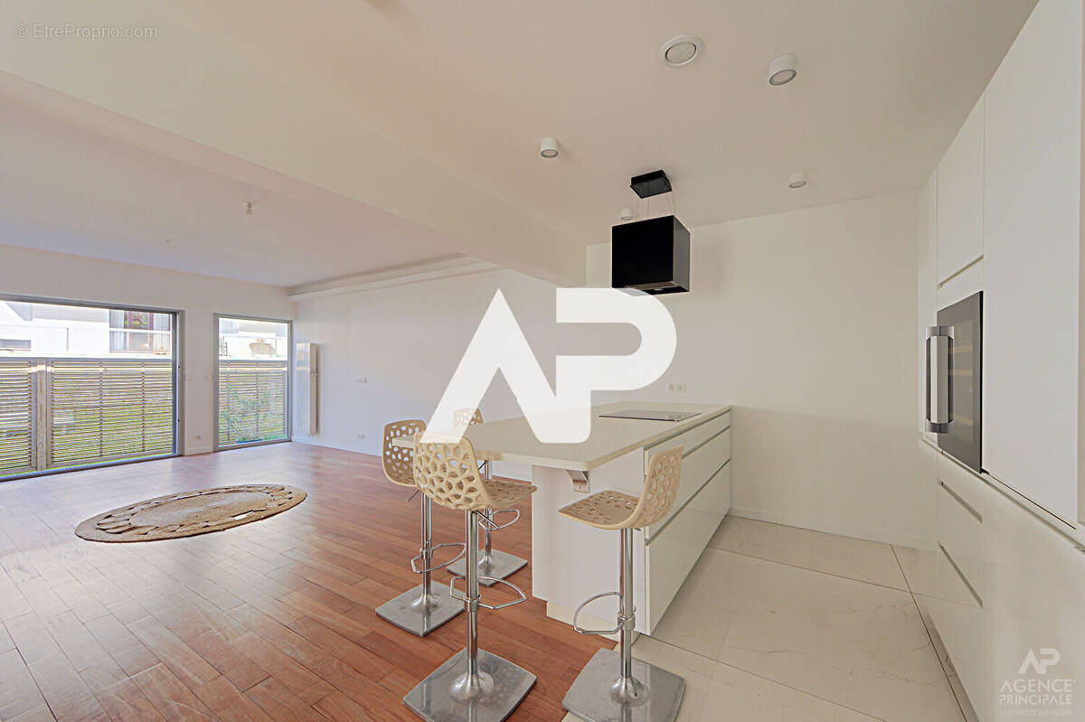 Appartement à RUEIL-MALMAISON