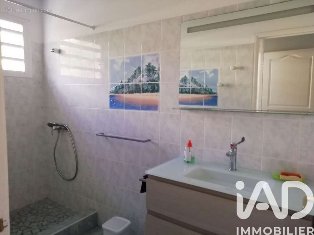 Photo 8 - Maison à DESHAIES