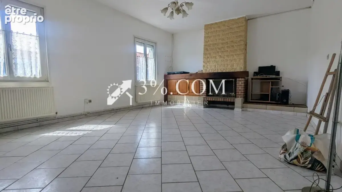 Maison  pièces - 143 m2 - photo 2