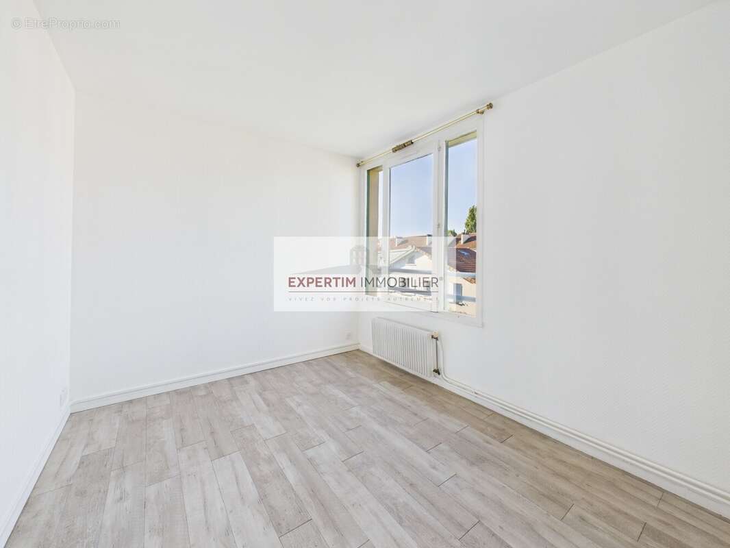 Appartement à LE CHESNAY