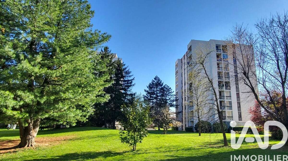 Photo 7 - Appartement à SAINT-GENIS-LAVAL