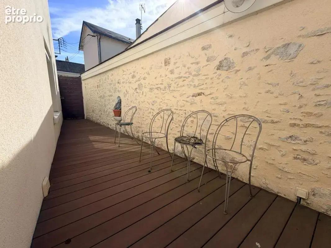 Loft contemporain au Mans – Pièce de vie 80 m² – 3 chambres – Terrasse – Garage - photo 16