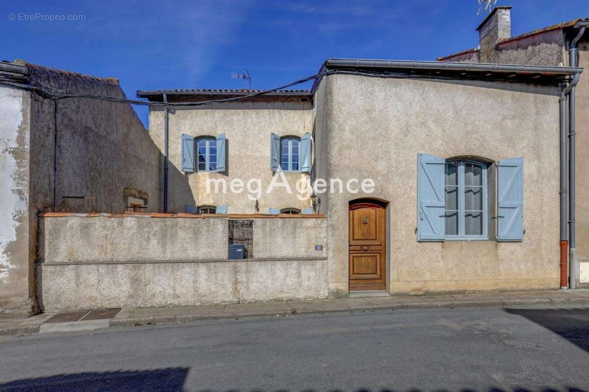 Maison à LESCURE-D'ALBIGEOIS