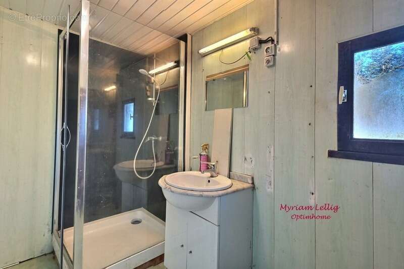 Maison à LA BONNEVILLE-SUR-ITON