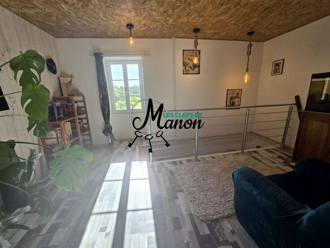 Maison à BESSINES-SUR-GARTEMPE