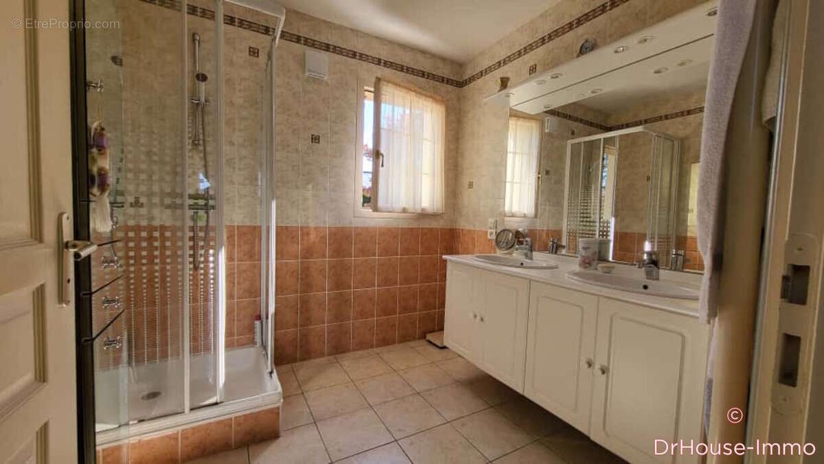 Maison à ROCHEFORT-SUR-LOIRE