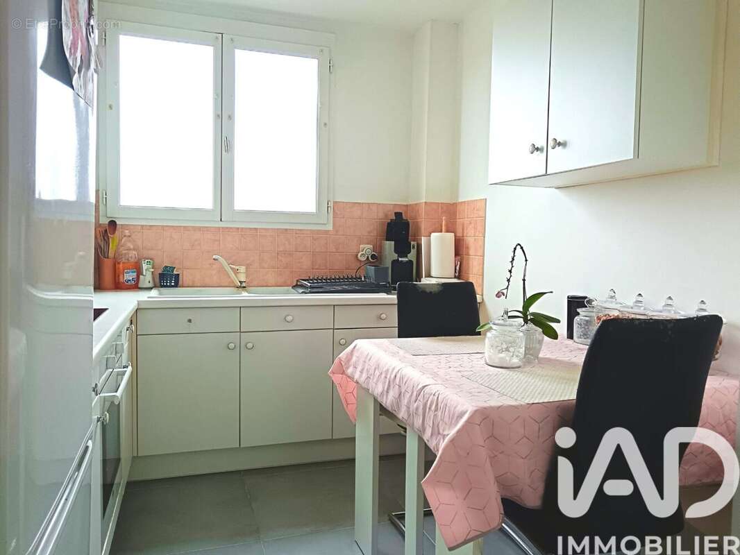 Photo 8 - Appartement à BRIE-COMTE-ROBERT