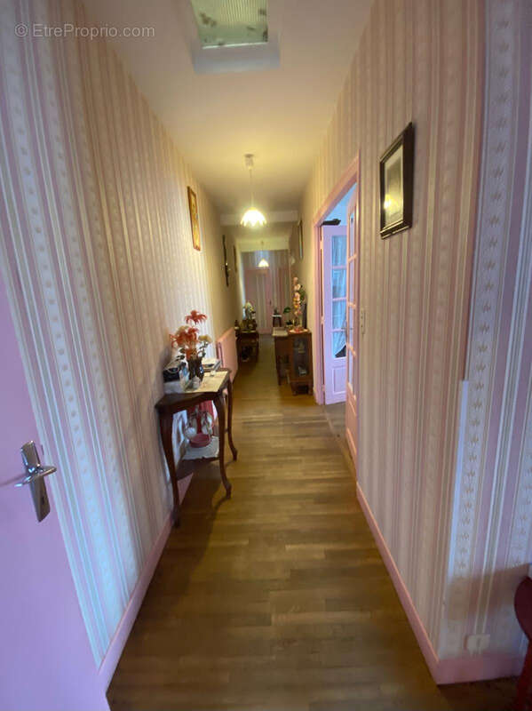 Maison à DUN-LE-PALESTEL