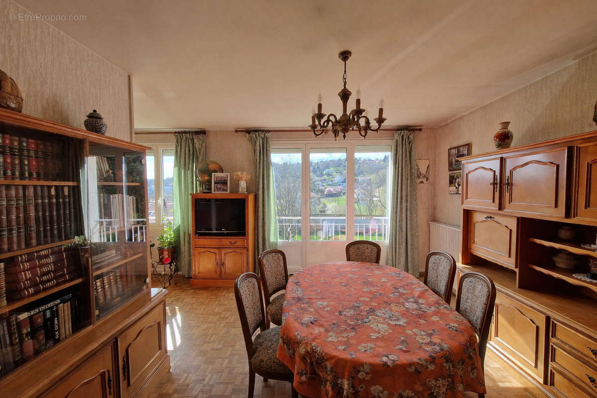 Appartement à BRIGNAIS