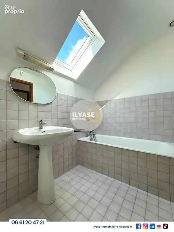 Maison avec 5 chambres, 2 salles d’eau et terrain de 1 358 m2 - photo 16