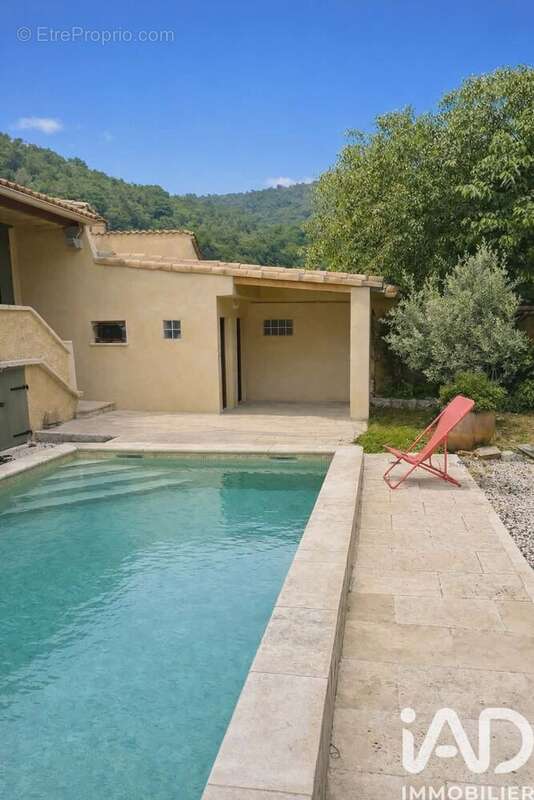 Maison 128 m² à Curnier  - photo 3