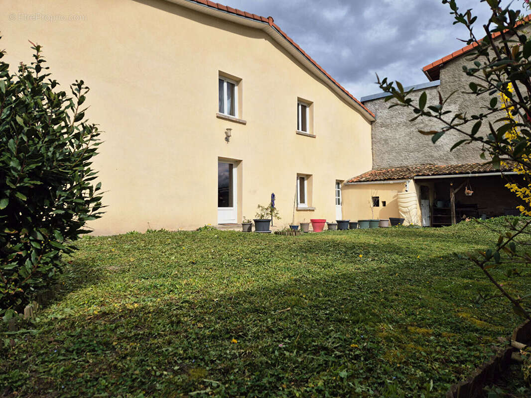 Maison à LEZOUX