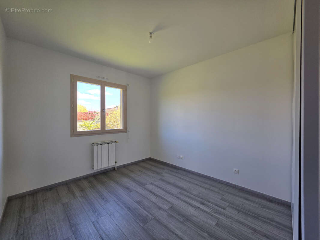 Maison à PUY-GUILLAUME