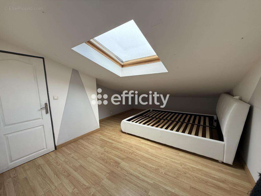 Maison à LYS-LEZ-LANNOY