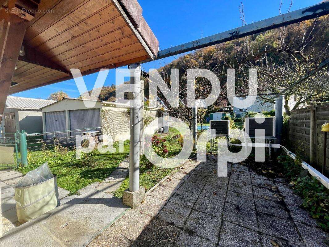 Maison à VILLARD-BONNOT