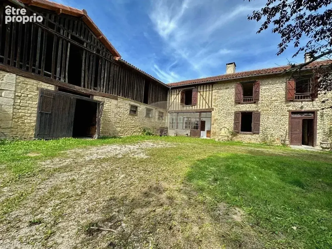 Ferme, dépendances 4 Ha - photo 37