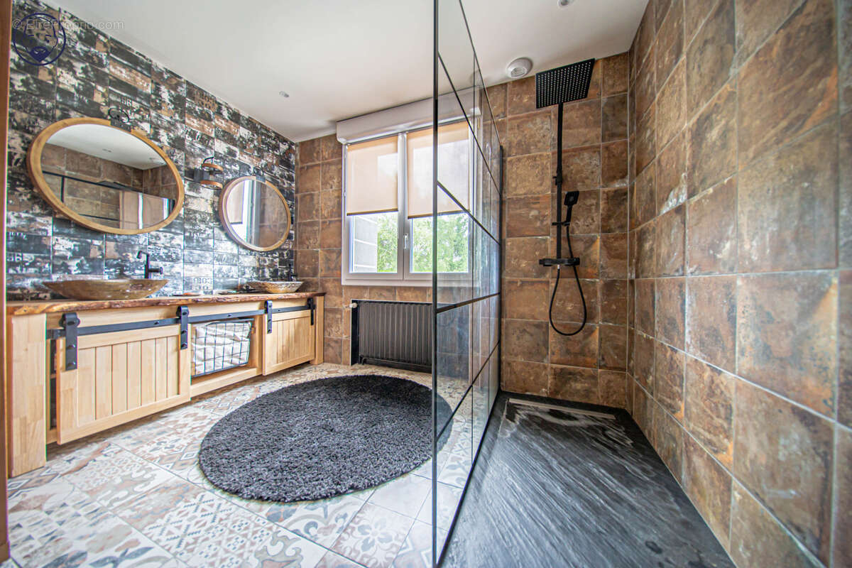 Demeure d'architecte, 8 chambres, piscine couverte - photo 11