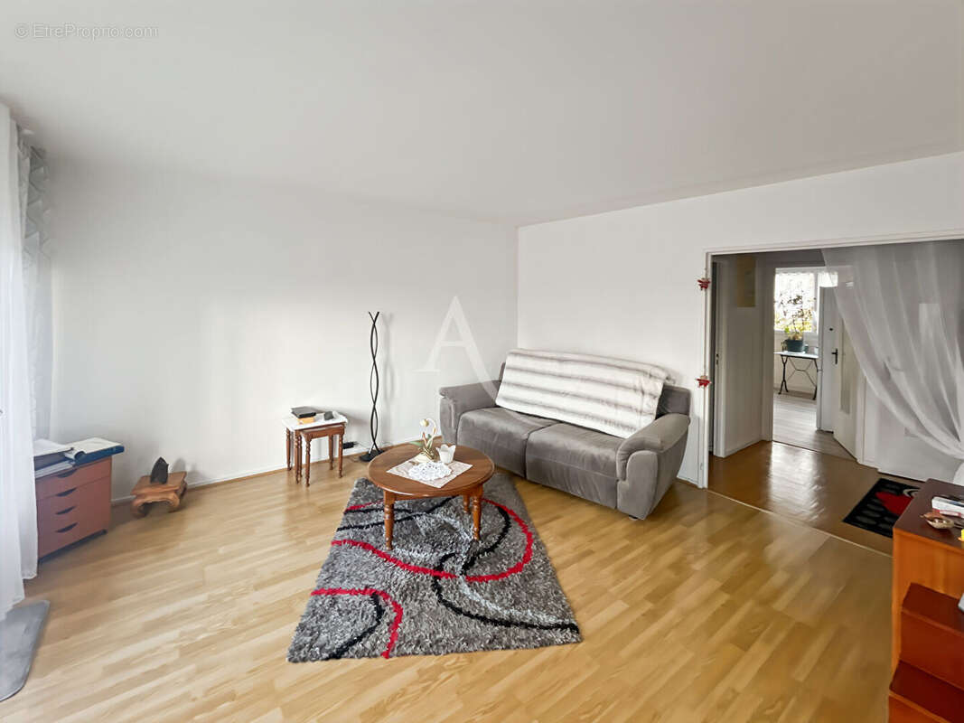 Appartement à MEULAN