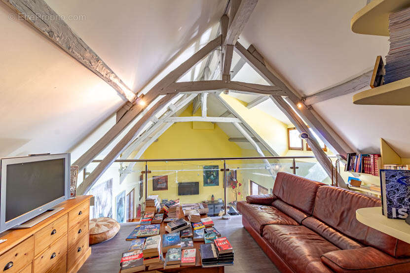 Maison à DAMPIERRE-EN-GRACAY