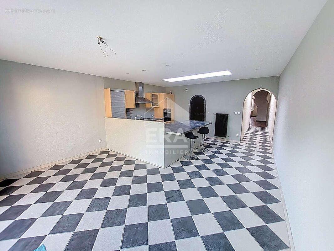 Maison à HENIN-BEAUMONT