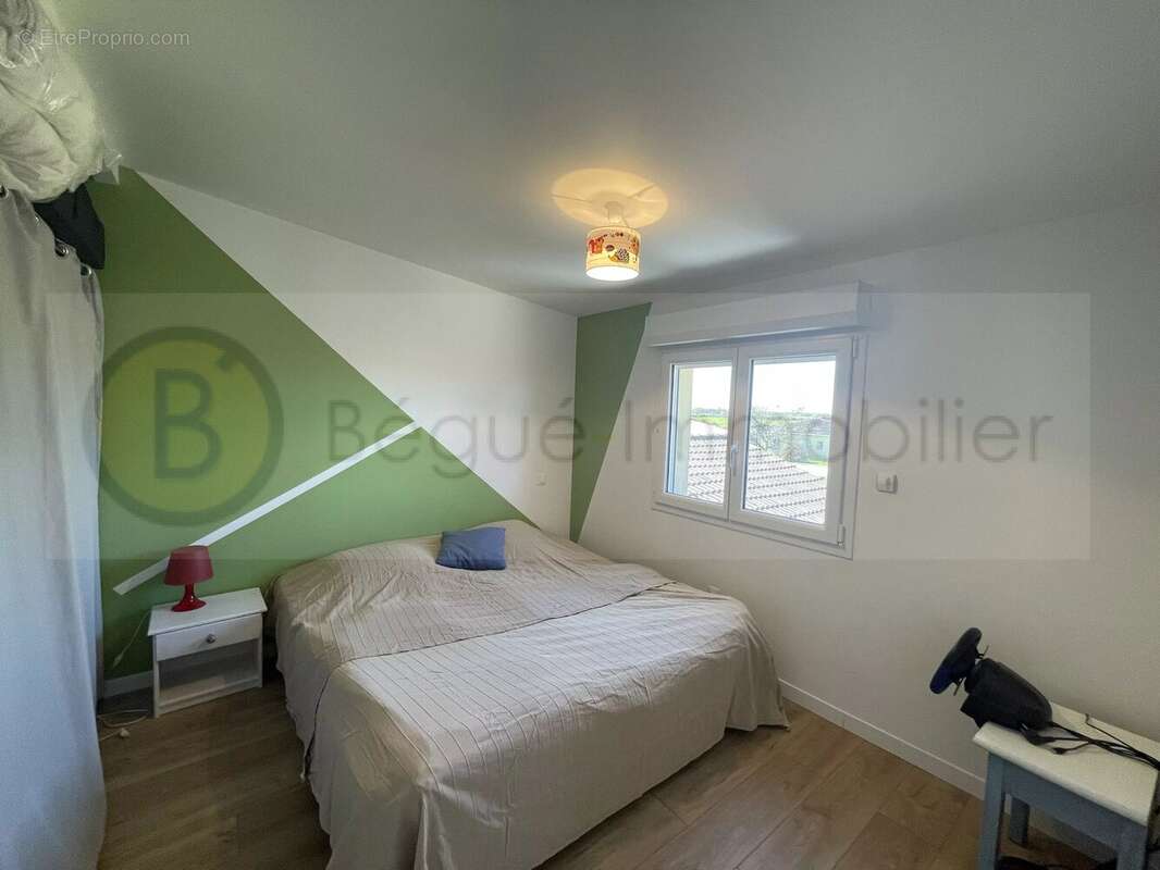 Maison à MONDONVILLE