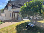Maison à URZY
