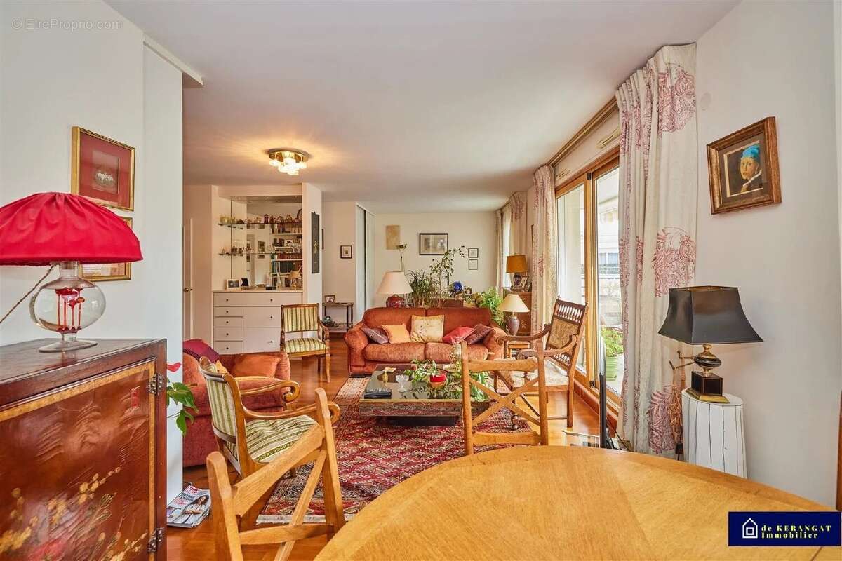 Appartement à LE PLESSIS-ROBINSON