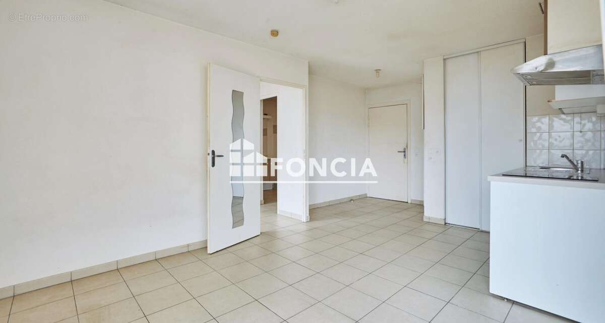 Lormont résidence récente, Appartement deux pièces avec belle terrasse - photo 2