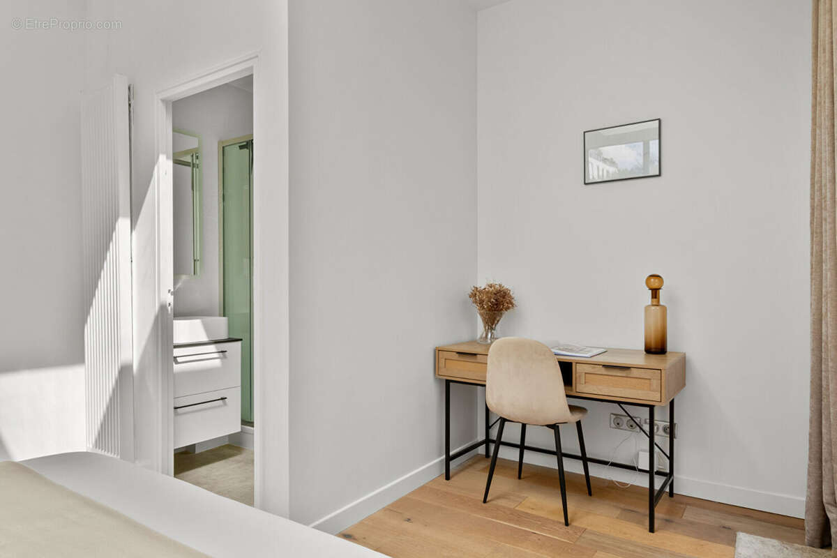 Appartement à SURESNES