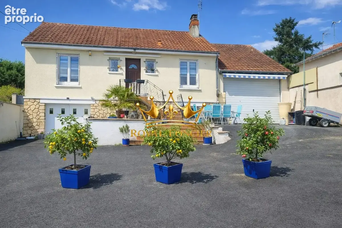 Maison avec sous sol complet entièrement restaurée  - Maison à CHATELLERAULT