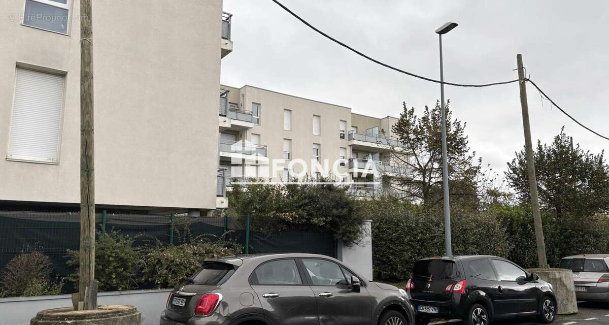 Appartement à DECINES-CHARPIEU