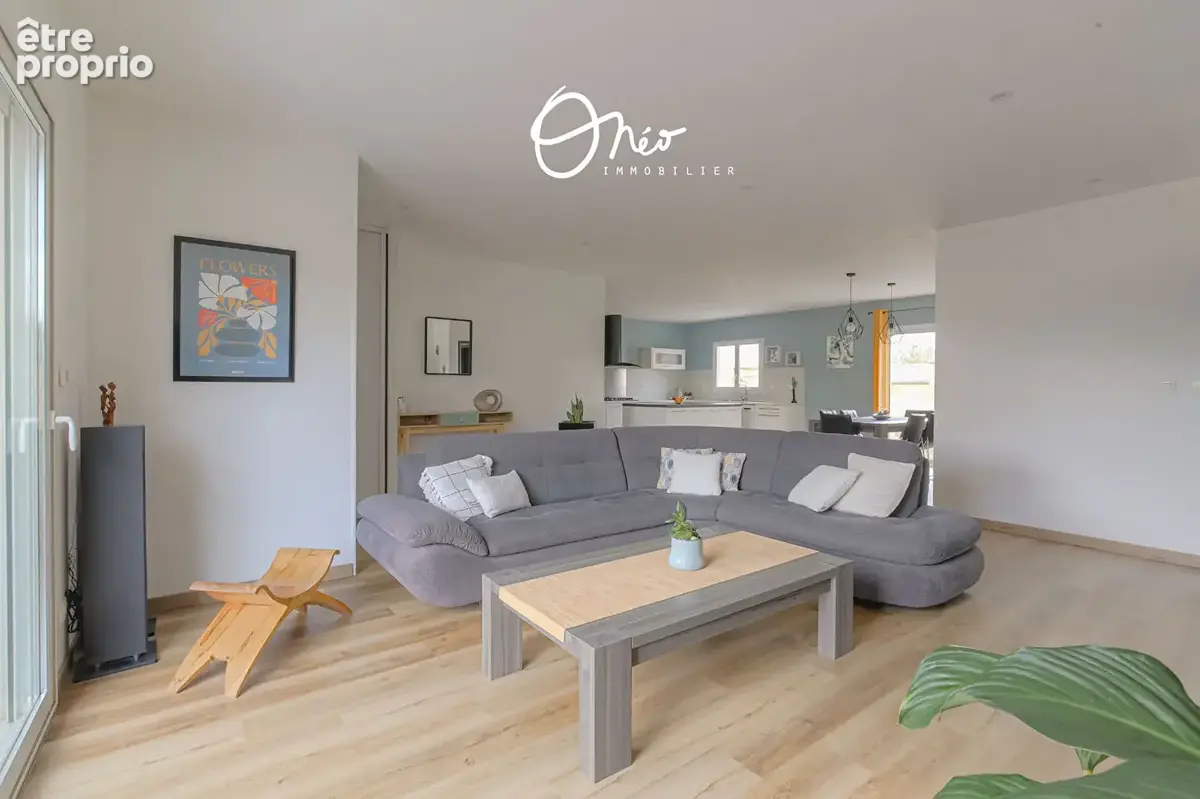 Mions - Maison de plain-pied de 118 m2 sur son terrain de 800 m2 - photo 10