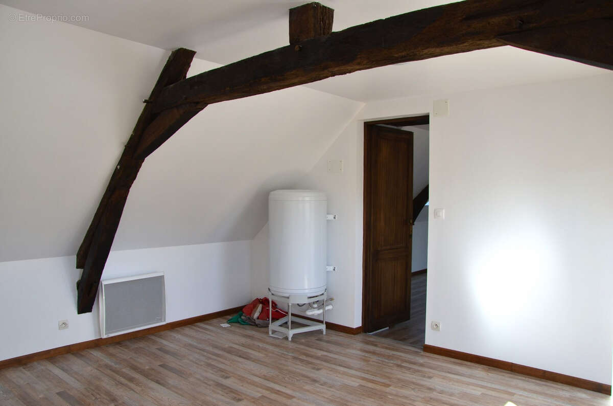 Maison à LE CHATELET