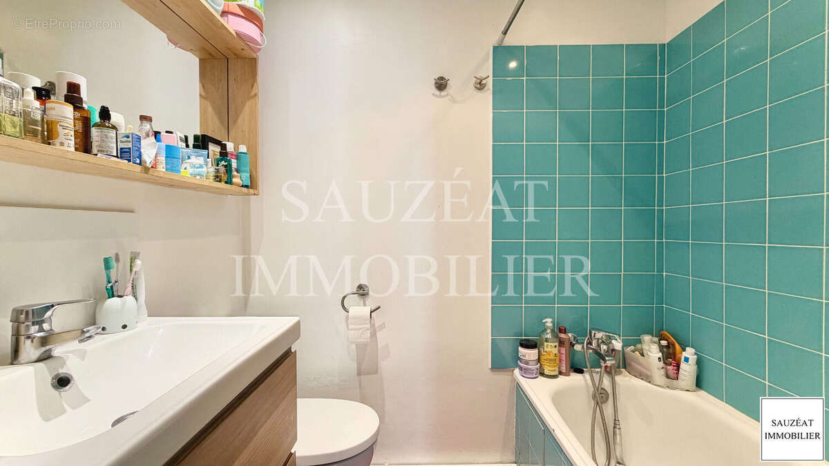 Appartement à MONTROUGE