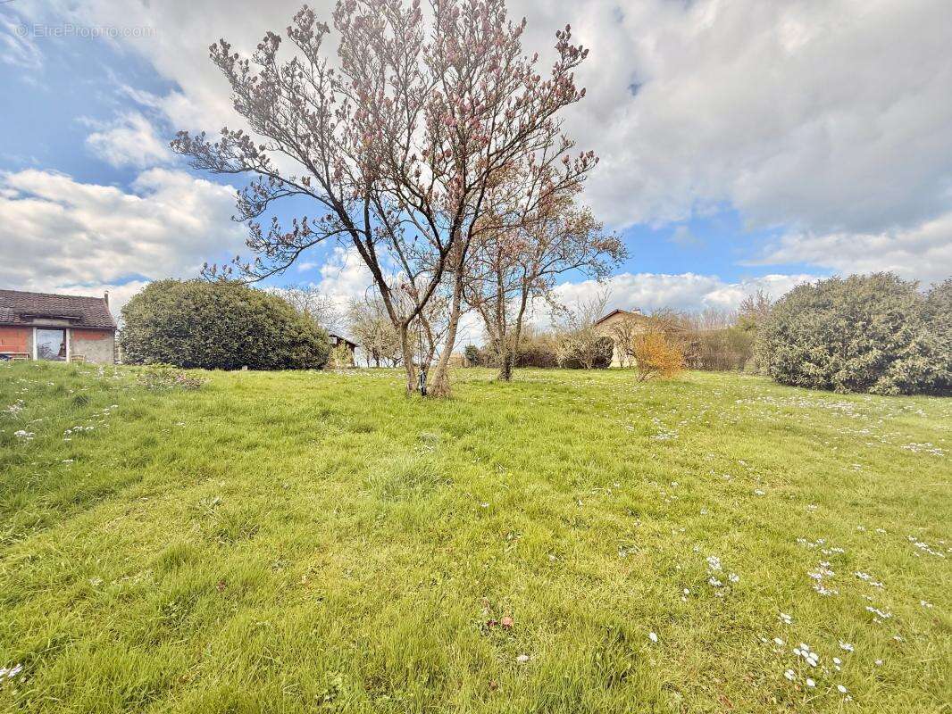 Maison à SAINT-LEGER-TRIEY