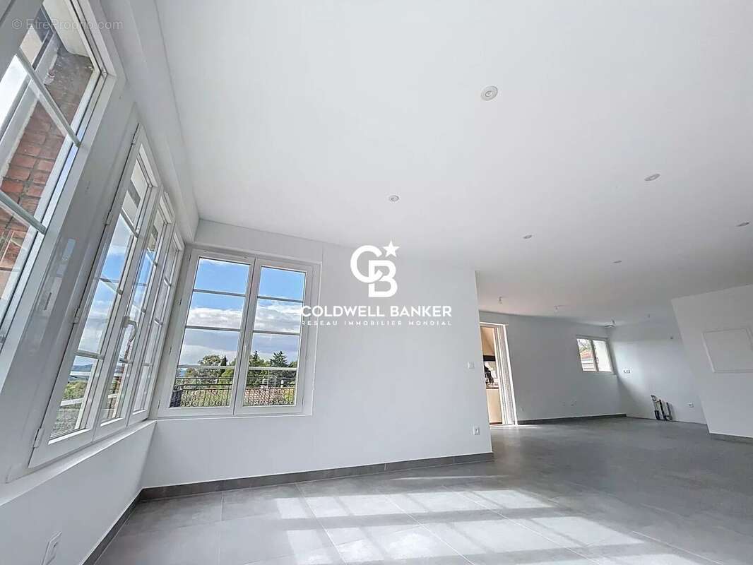 Appartement à SAINT-RAPHAEL