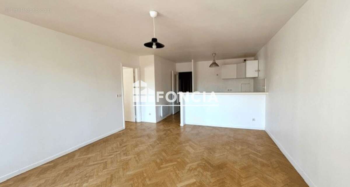 Appartement à PARIS-20E