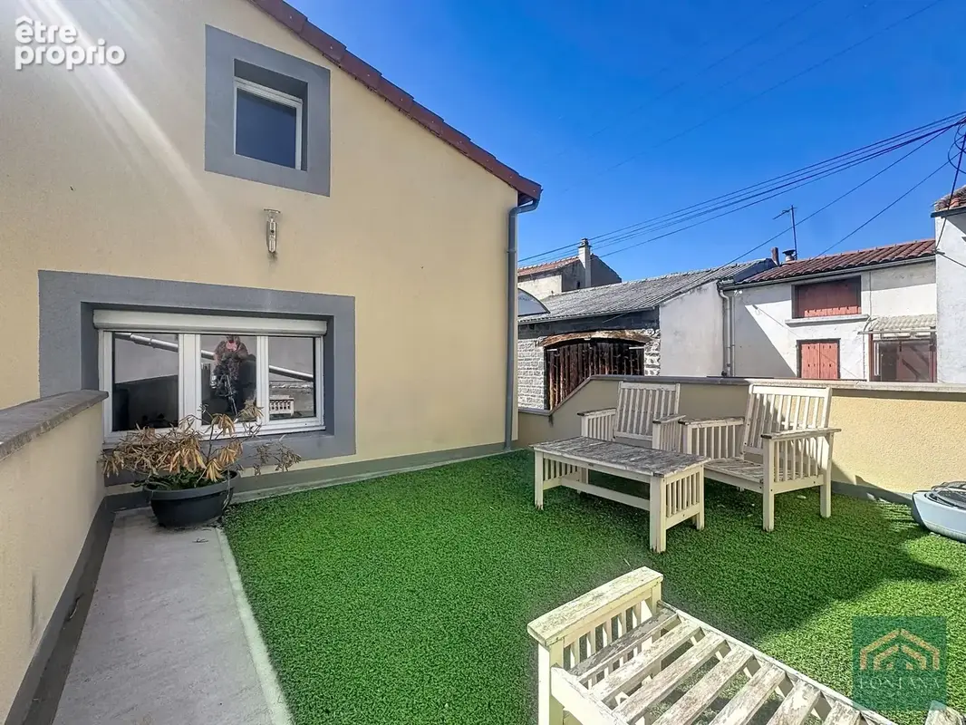 Maison 6 pièces 135 m² à vendre à Saint-Beauzire (63360) - photo 4