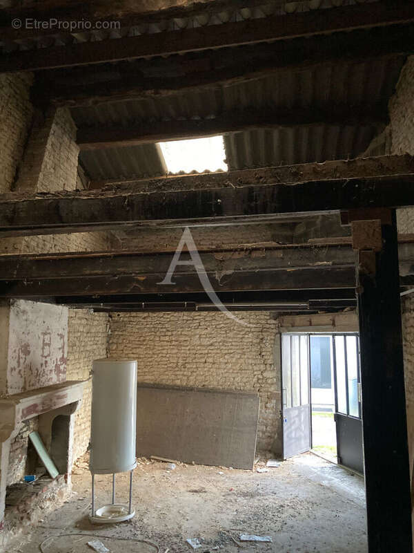 Maison à SAINT-JEAN-DE-LIVERSAY