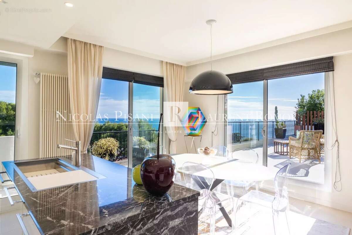 Appartement à CAP-D'AIL