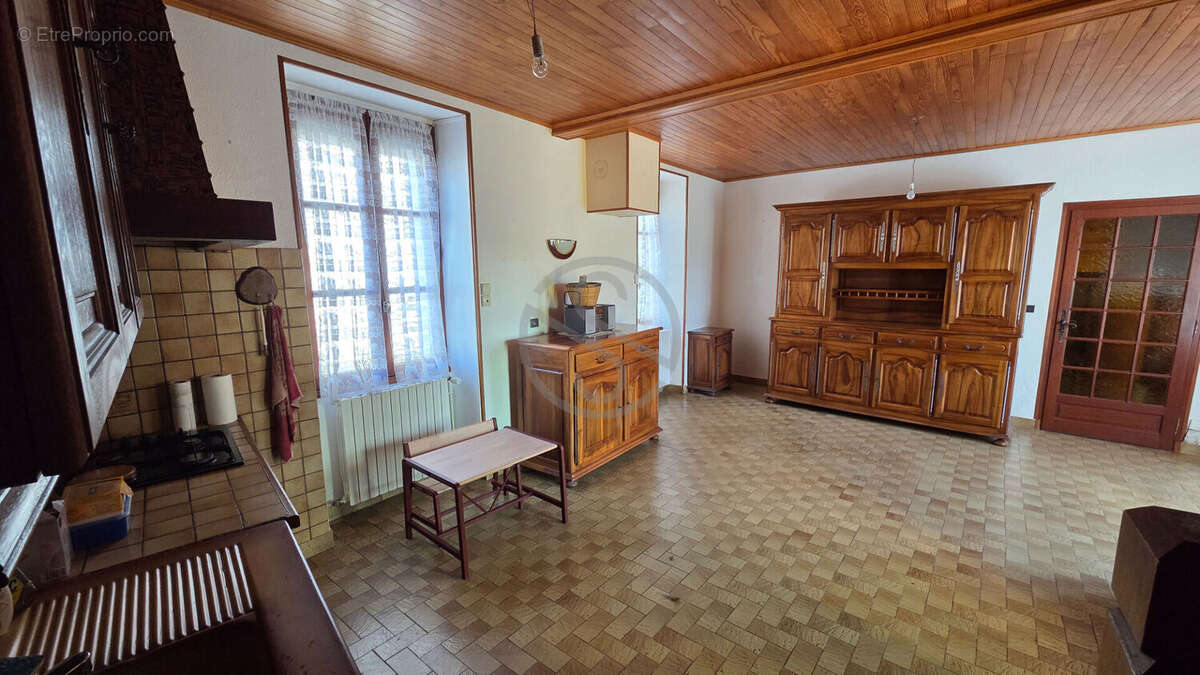 Maison à SAINT-ROMANS