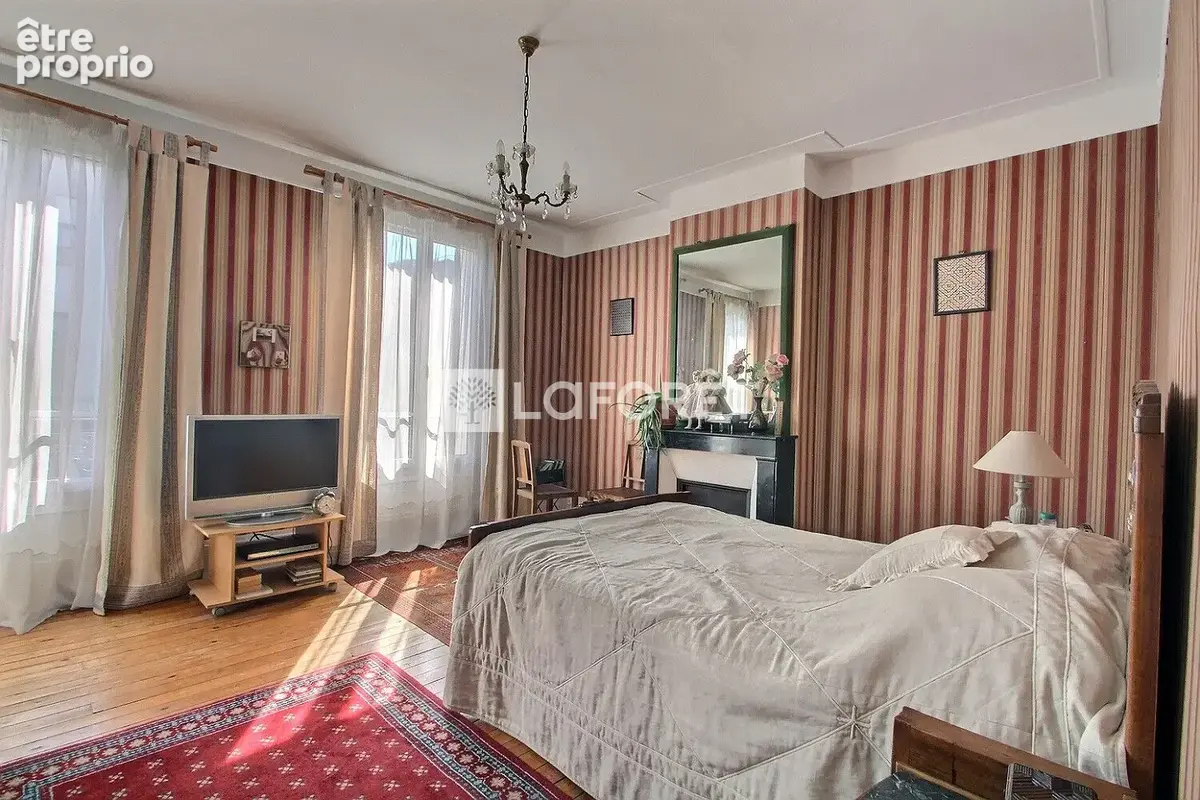 Nanterre Ville - Charmante maison de caractère de la fin du XIXème siècle - photo 11