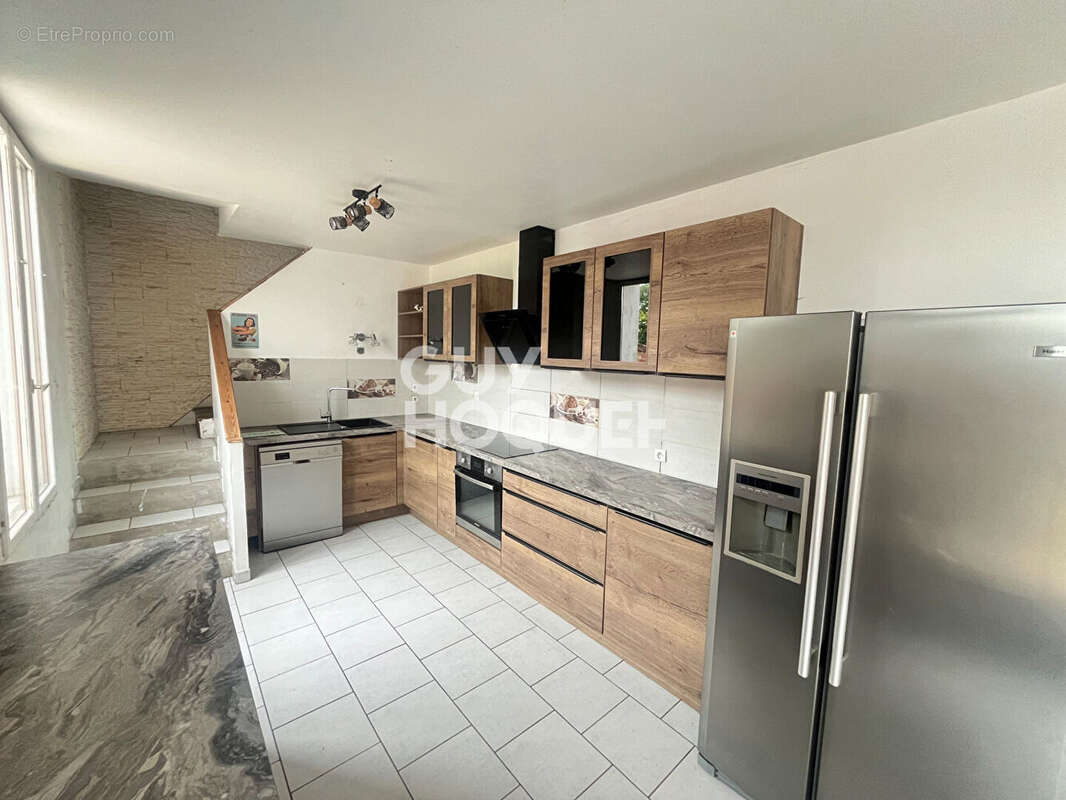 Maison 100 m² à Soissons  - photo 2